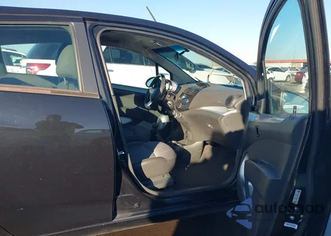 2015 Chevrolet Spark Ls Manual z USA, uszkodzony, nr VIN KL8CA6S96FC748079